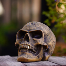 亚马逊新奇特金牙符文骷髅头骨摆件台面装饰鬼头树脂工艺品跨境