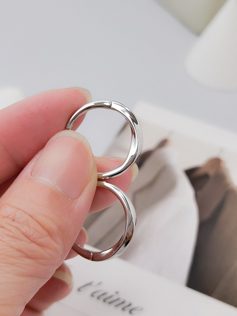 EH602020实心扭线形耳扣