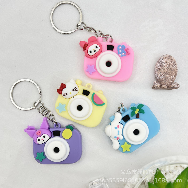 Cámara creativa Sanrio llavero muñeca colgante epoxi arqueológico caja ciega