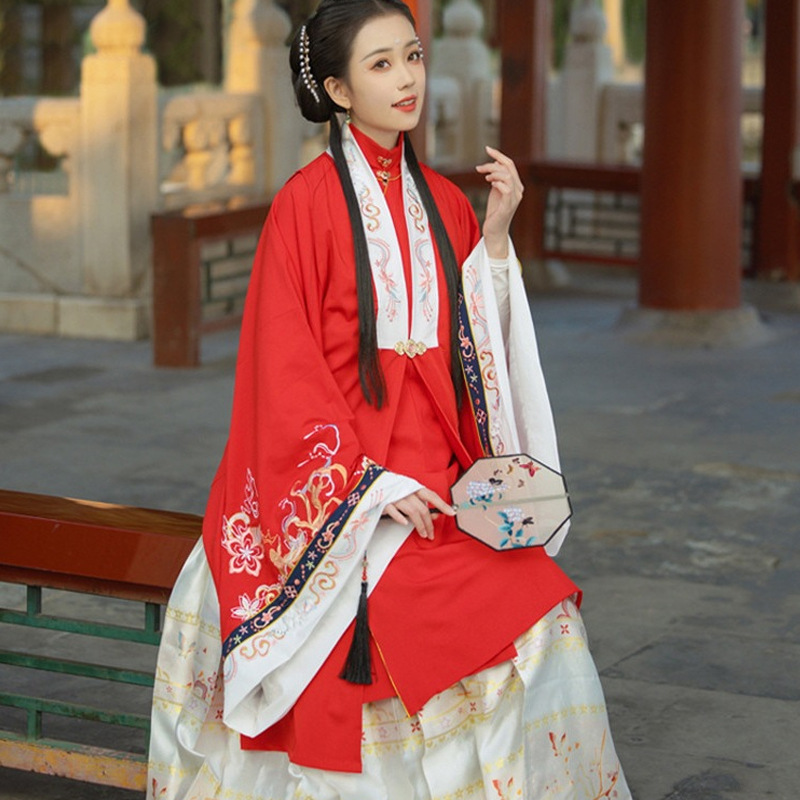 成人立领明制汉服马面裙女立领长袄比甲套装秋冬重工刺绣花日常汉