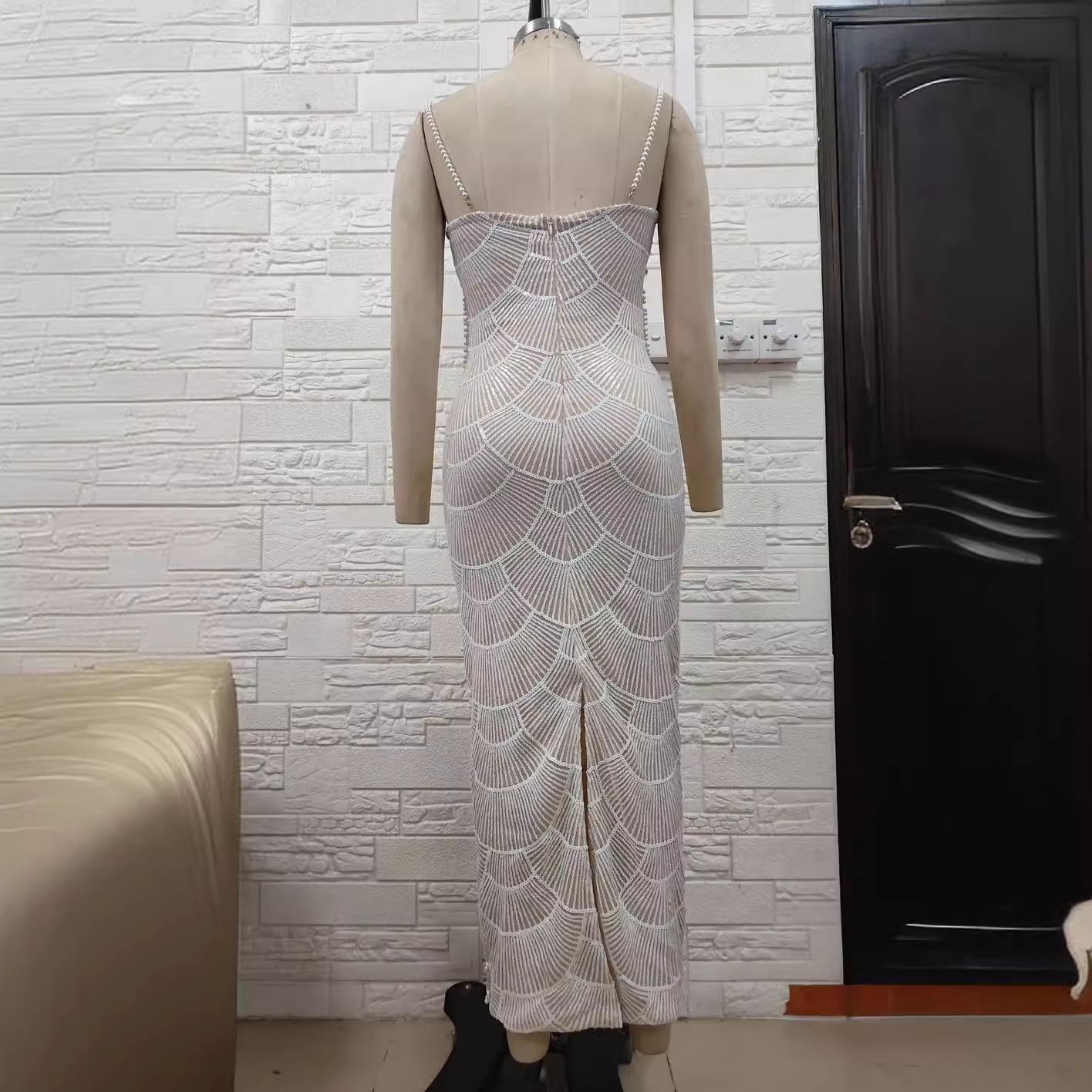 Abito da donna alla moda, senza schienale, aderente, con scollo a V, lungo, con paillettes, attillato, dimagrante, aderente, con perline_voghion.com