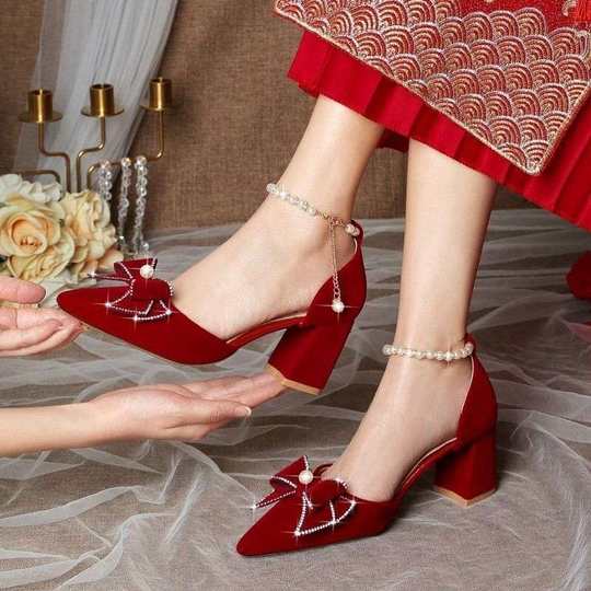Xiuhe Wedding Shoes for Women 2025 New Wedding Bride Shoes Wedding Dress Two-Wear Red Engagement High Heels That Are Not Tiring for the Feet