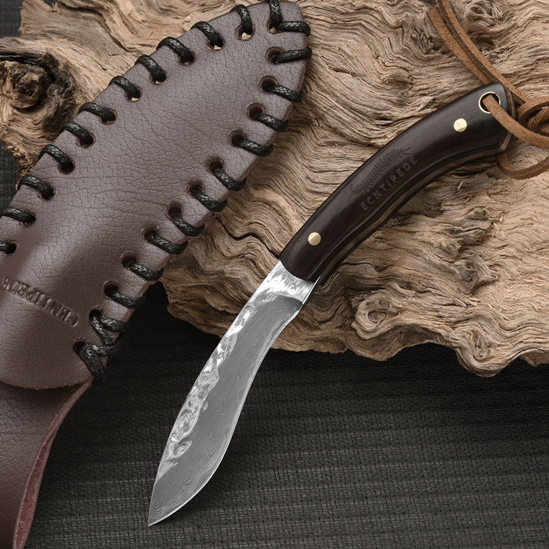 담 개 다리-레드 샌달 우드 손잡이