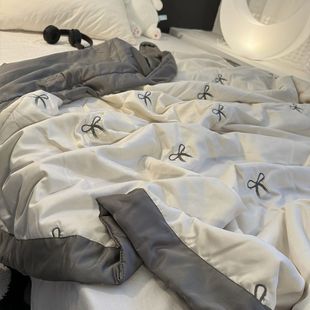Korean Style Cool Ice Silk Summer quilt Light Luxury Embroidered Bow Air-conditioning quilt Machine Washable Single Thin Summer quilt