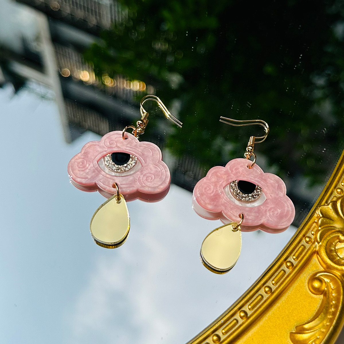 1 Pair Cartoon Style Clouds Eye Arylic Ear Hook display picture 4