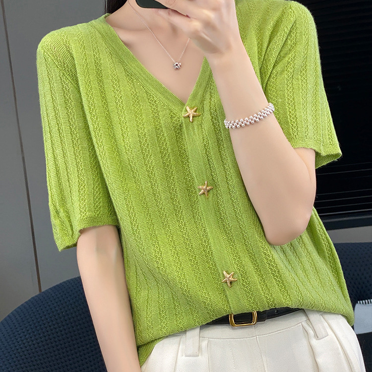 Solid color elegant woolen cardigan