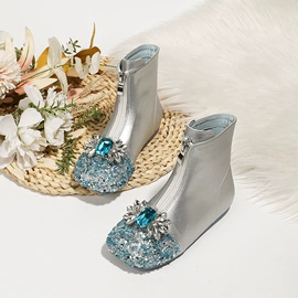 童皮鞋;童凉鞋;童拖鞋