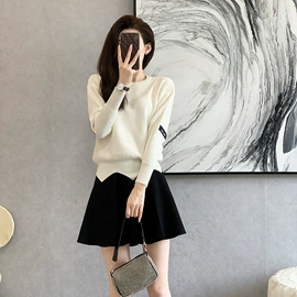 连衣裙;时尚休闲套装;女式针织衫