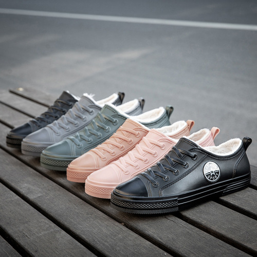 New Korean style outdoor waterproof and non-slip rain boots for ladies and couples, low-cut fashionable short-tube plus velvet warm outer rain boots