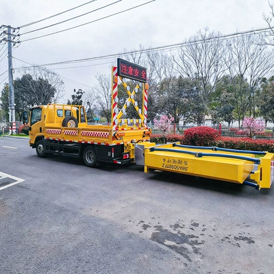Yellow Card 8 Tons 100K Anti-Collision Buffer Truck Highway Maintenance Construction Special Anti-Collision Truck Safety Protection Equipment (Yol təhlükəsizliyi bufer maşını)