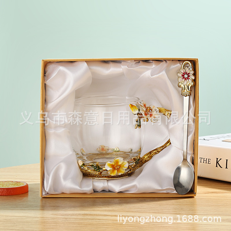Esmalte taza de agua de color flor creativa taza de té taza de jugo taza de vidrio de cristal resistente al calor taza de café taza de pareja de gama alta regalo de la taza