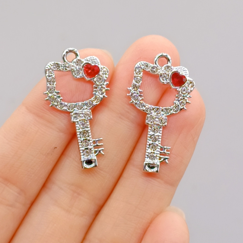 クロスボーダーかわいいkt猫ネックレスクリエイティブ個性的なキーケイティ猫ペンダント漫画猫合金アクセサリー女性卸売り