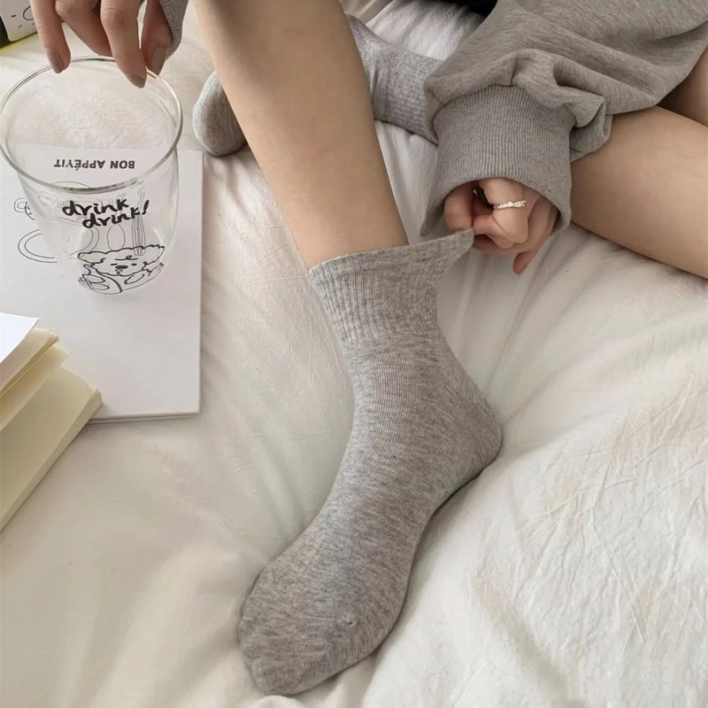 Socks for men and women summer thin cotton mid-tube socks ins fashionable summer gray all-match sweat-absorbent deodorant sports short tube socks