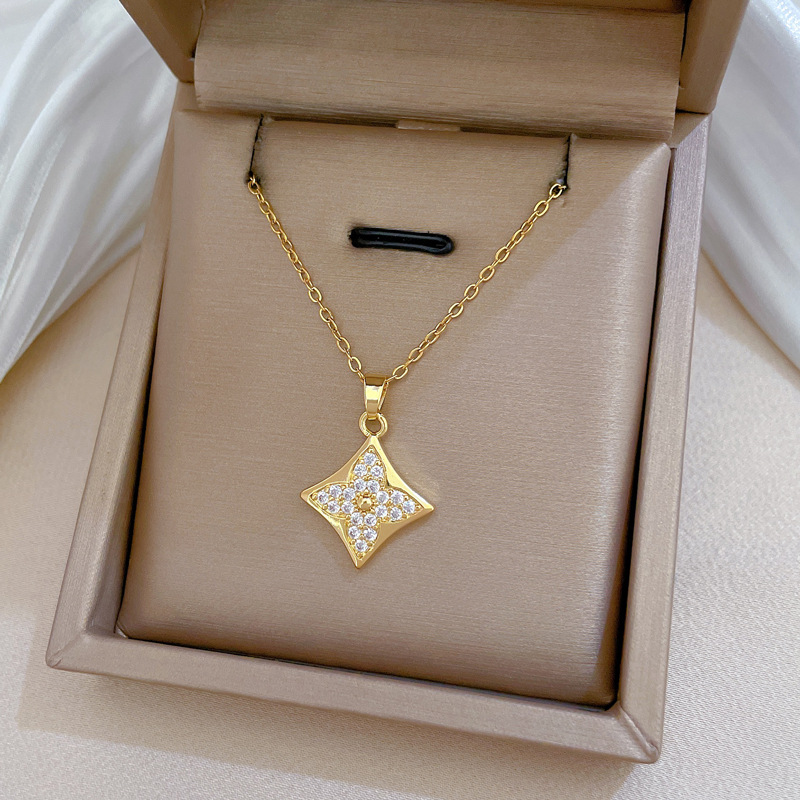 【 Titanium Steel 】 Necklace and earring set, light luxury diamond-shaped four-leaf flower full diamond, personalized and elegant banquet earrings and necklace set pic 9