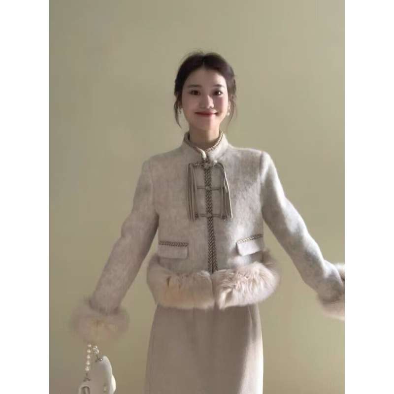 Tweed Style Suit for Women in Autumn and Winter, Short Jacket, Half Skirt, High-End Small Dress Two-Piece Set