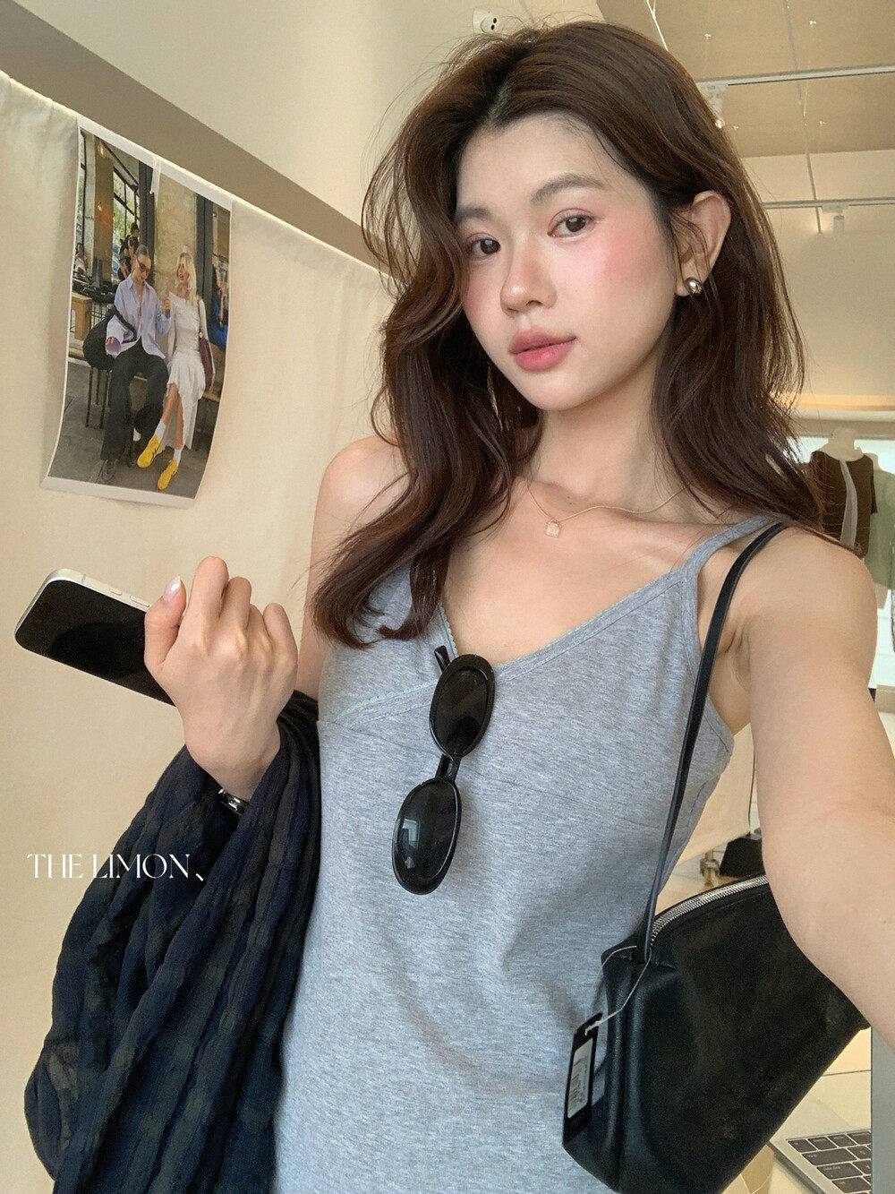 Đầm suông nữ cổ V dây mảnh phong cách Hàn Quốc 2026 mùa hè đơn giản ôm dáng ngắn — màu xám chi tiết 15