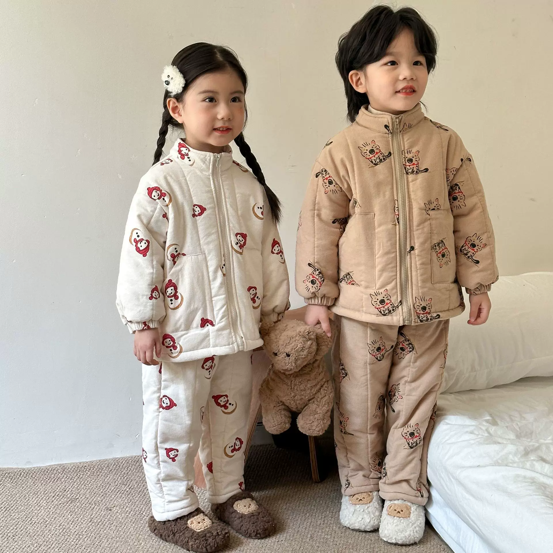 儿童睡衣冬季加厚款男童保暖宝宝加绒三层夹棉女童小孩家居服套装