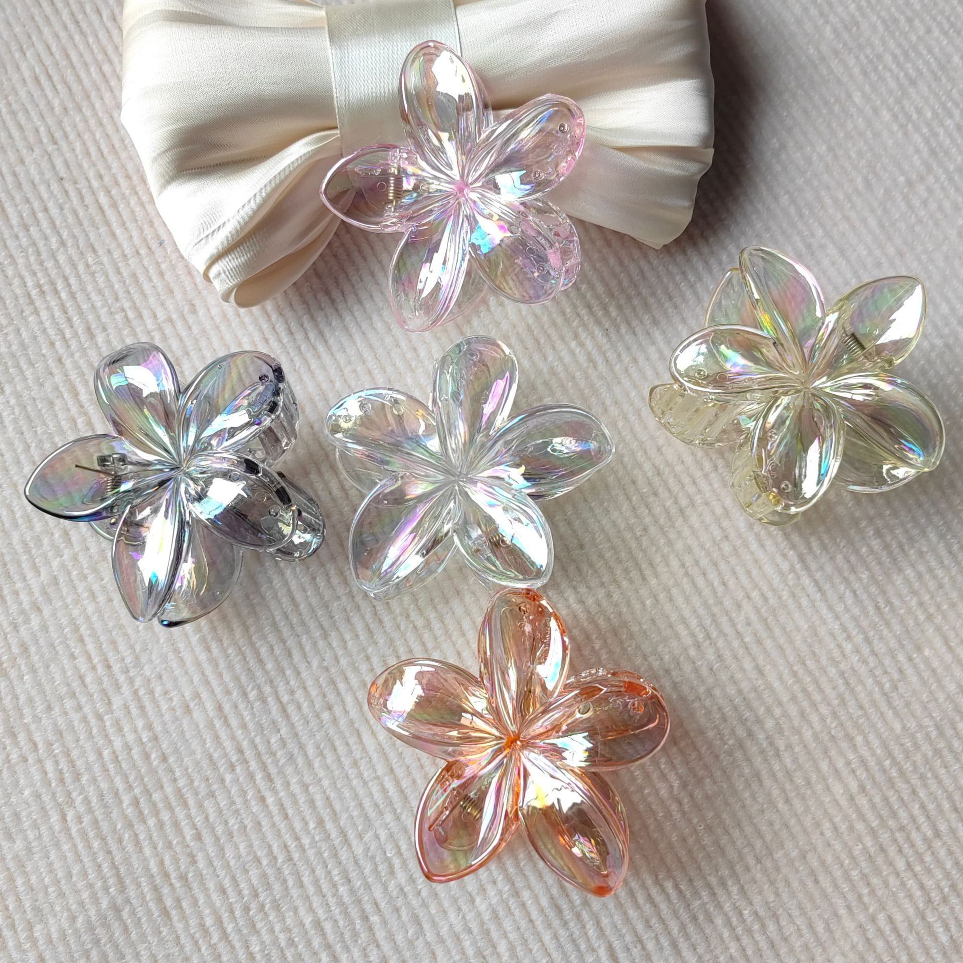 Simple Style Style Simple Style Women's Plumeria Plastic Stoving Varnish Hair Clip