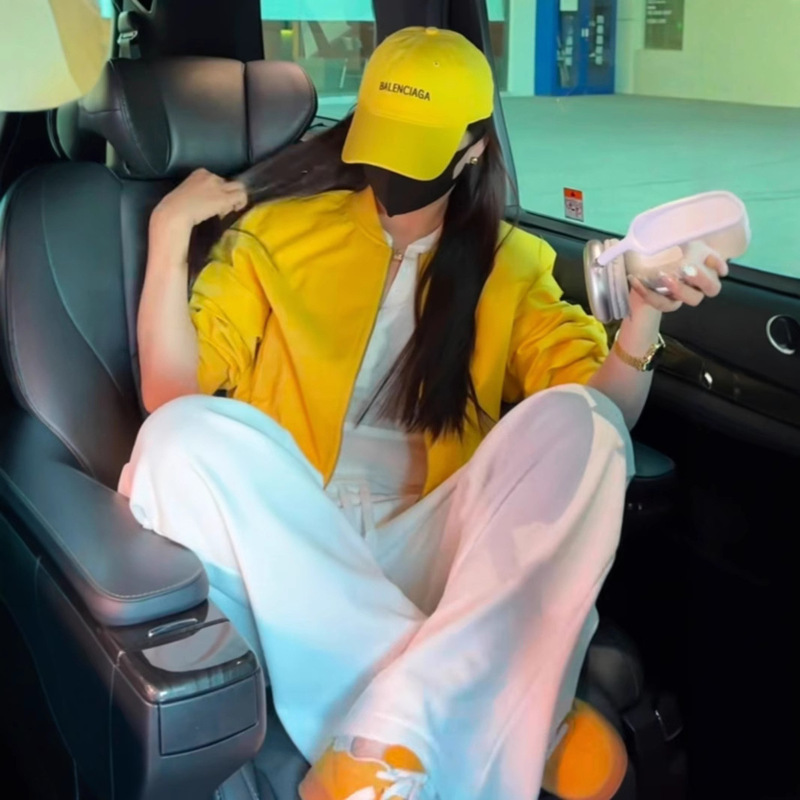 Crewneck Baseball Suit Jacket Women's 2025 Spring New Casual Zipper American Style Retro Elegant Flying Suit Jacket Trendy