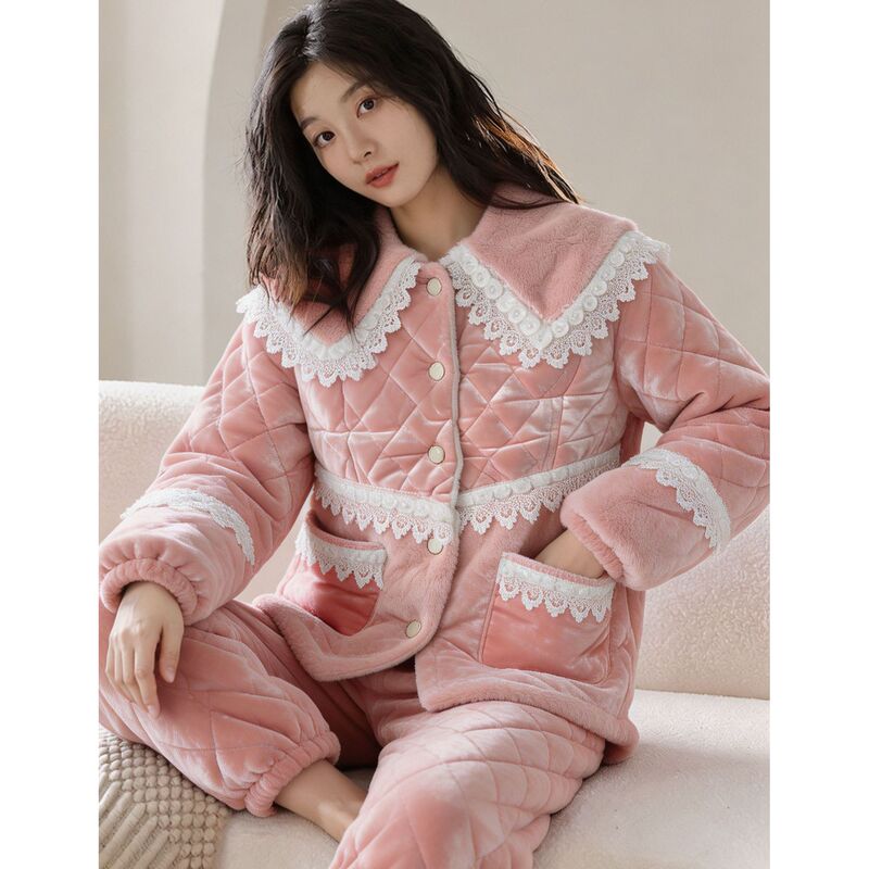 Autumn and Winter Women's Gold Velvet Quilted Cotton-Padded Pajamas with Plush Large Lapel Cardigan for Home and Outdoor Wear Two-Piece Set (Comfortable)