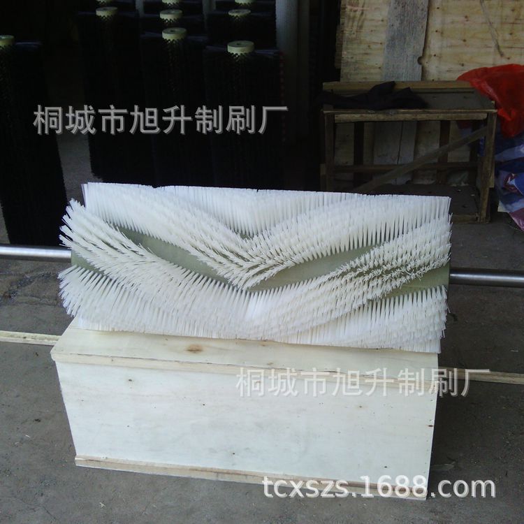 滚刷清扫器毛刷辊 V字形毛刷辊 皮带人字形毛刷辊清理刷毛刷轴