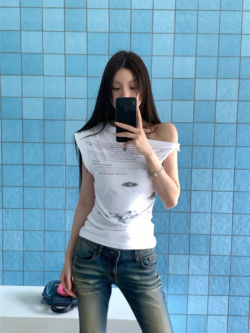 디자인 센스 니쉬 아메리칸 스타일 레트로 불규칙한 빅 티셔츠 여성용 여름 슬림 슬리밍 스파이스 걸스 아우터 착용 민소매 탑