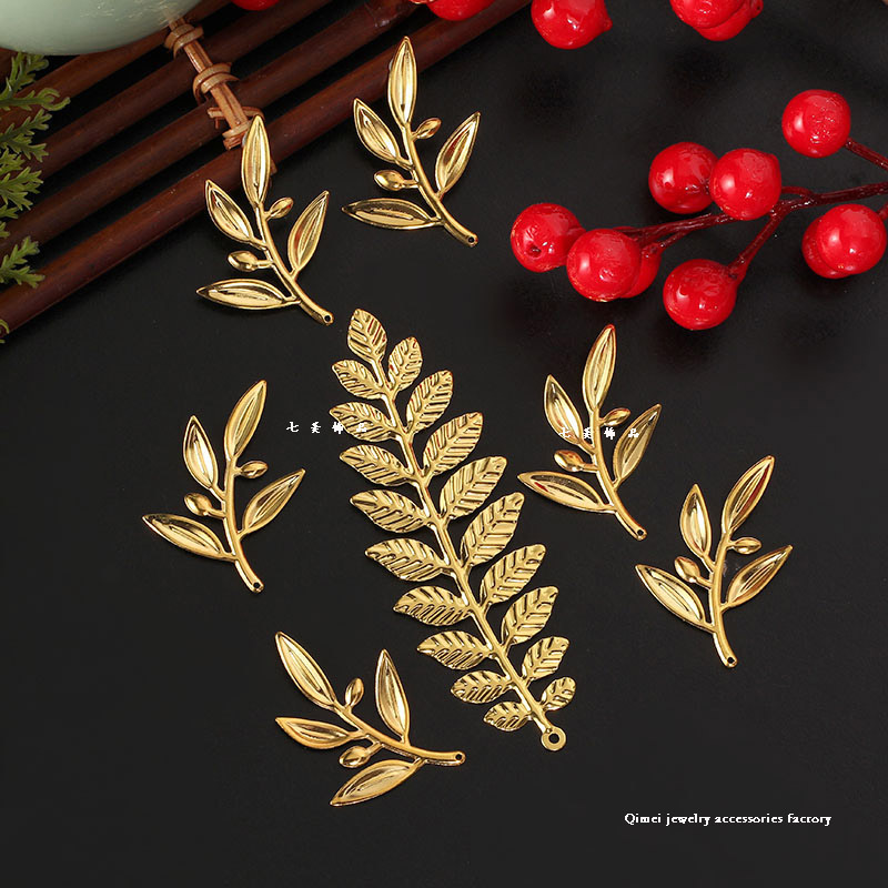 DIY Bridal Wedding Decoration Materials Flower Pieces Metal Long Leaves Handmade Paper Fans Wedding Candy Box Accessories Pendants