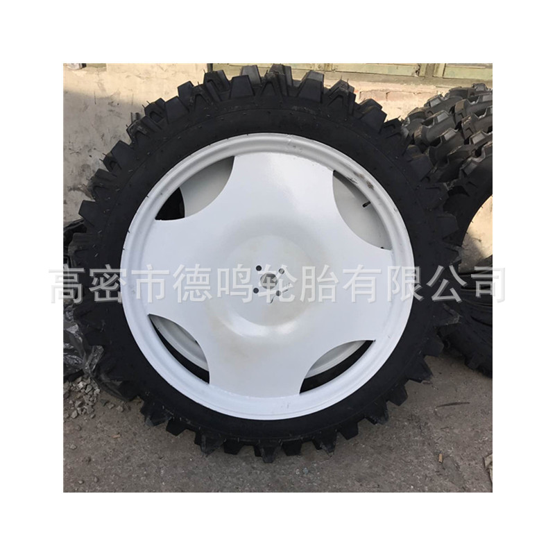 Tractor modificado máquina de pulverización neumático 600-29 máquina de pulverización neumático 500-32/36/38/42