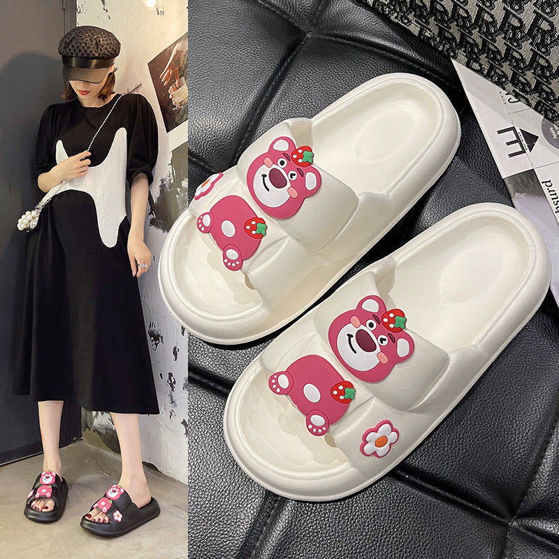 Strawberry Bear Outer Slippers for Women, Soft-Soled Anti-Slip New Style, Wettable Ins, Cute Cartoon Sandals for Women Strawberry Bear Outer Slippers for Women, Soft-Soled Anti-Slip New Style, Wettable Ins, Cute Cartoon Sandals for Women