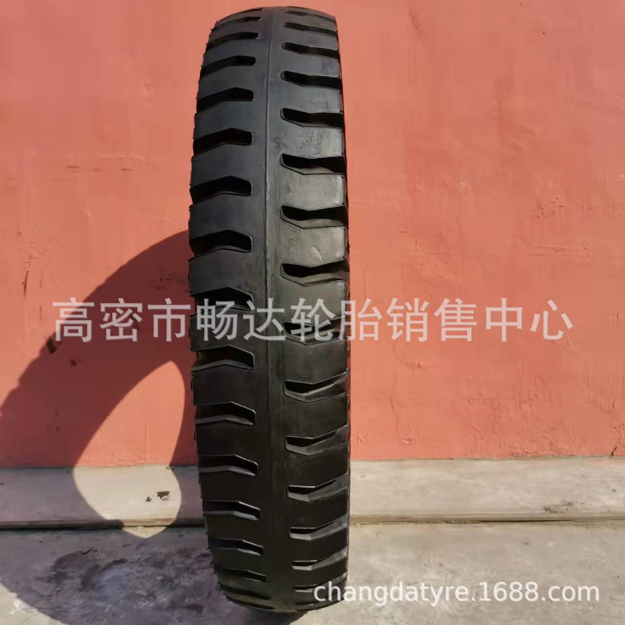 销售9.00-20矿用机械轮胎 各种工程机械轮胎