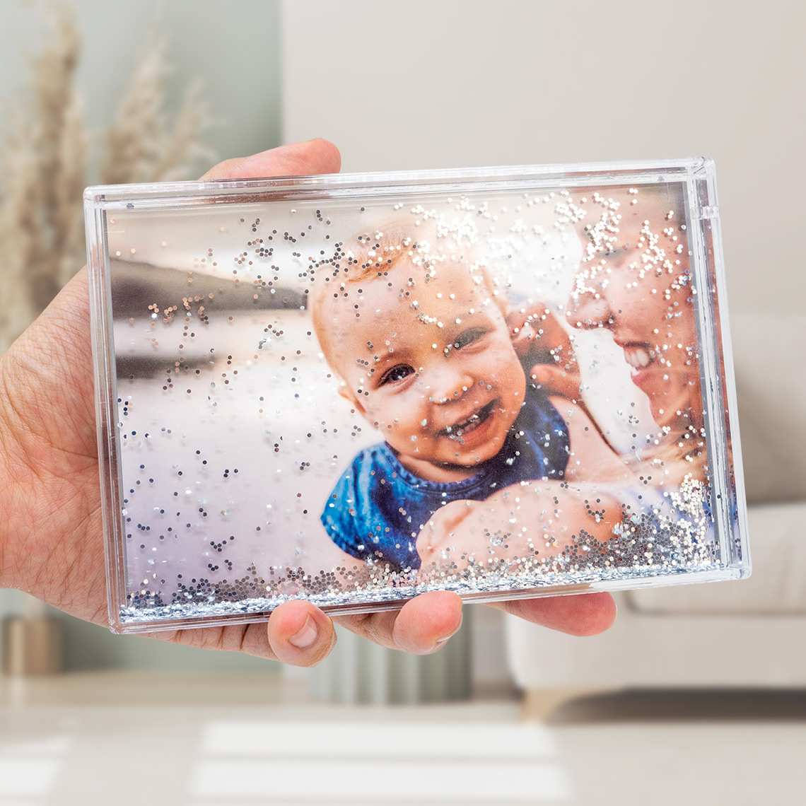 3-glitter-globe-block-1140x114