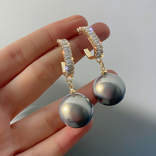 Korean temperament pearl earrings ins simple zircon earrings S925 silver needle high-end internet celebrity earrings for women