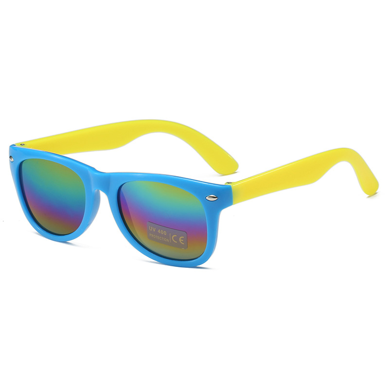 Blue frame yellow leg