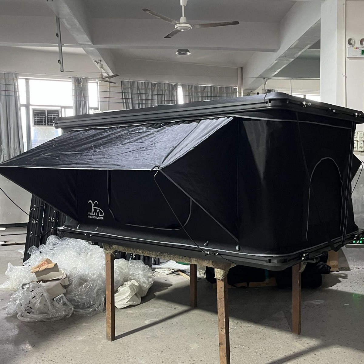 Fabricante al por mayor carpa de helicóptero autocaravana autocaravana techo duro plegable vehículo todoterreno especial doble coche rápido