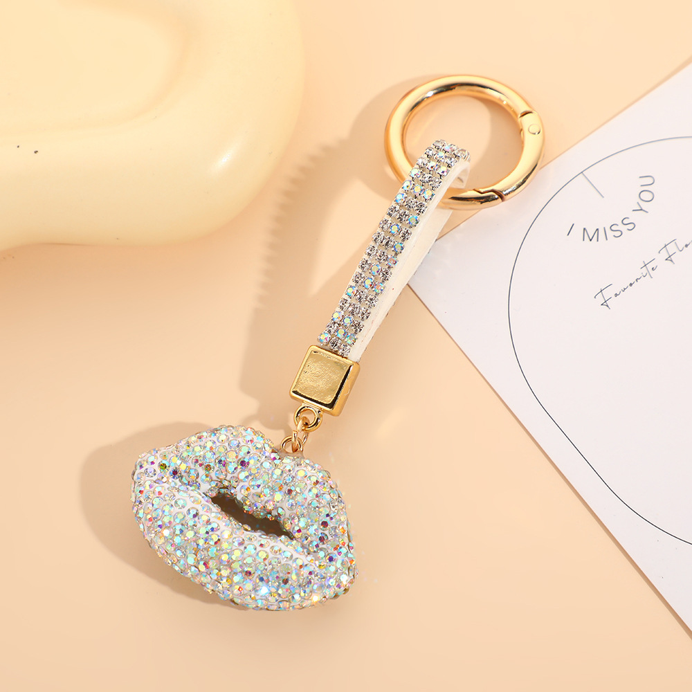 Llavero de lujo con forma de labios y diamantes para bolso_voghion.com