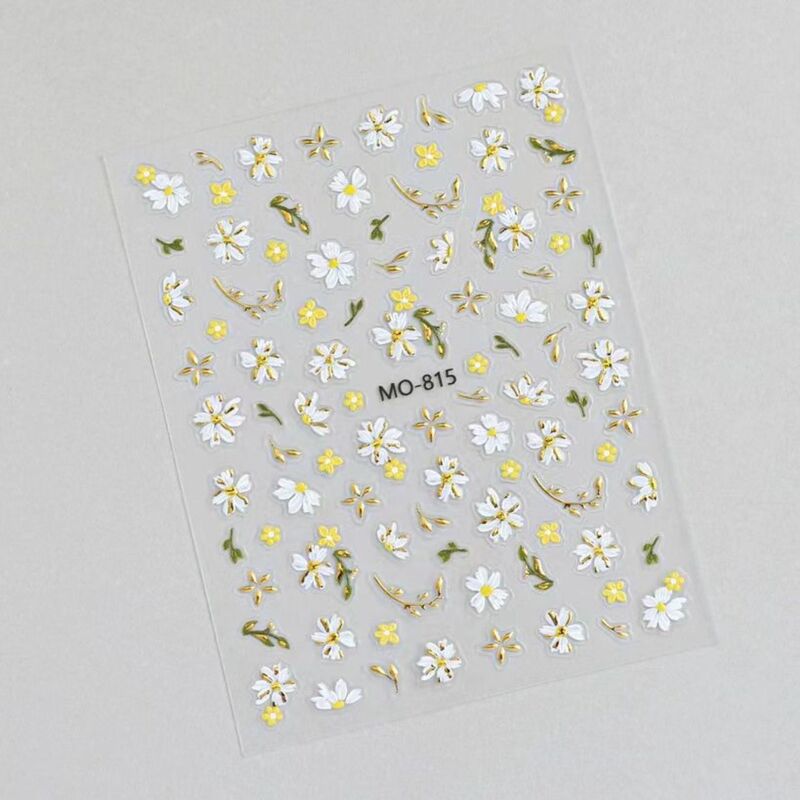 White and Yellow Daisy Nail Stickers, Fresh and Simple with Embossed Gold Flowers, Self-Adhesive Nail Decoration Stickers