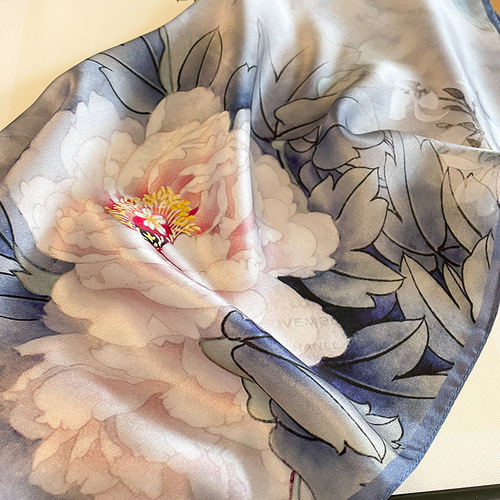  Korean Spring and Autumn New Silk Square Scarf Women's Silk Scarf Decorative Mulberry Silk Scarf Printed Gift Scarf