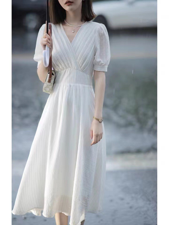 Đầm maxi nữ cổ V lưng cao chất Tencel mềm mại — Màu trắng