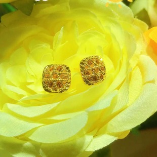 18K Gold Brushed Sugar Cube Earrings Without Demoulding Au750 Symmetrical Square Cut Out Earrings Earrings Wholesale