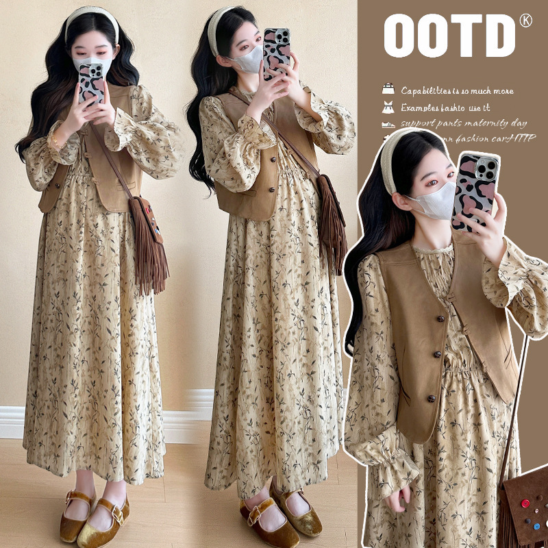 High-End Elegant, Gentle Floral Dress for Women, Spring 2025 New Vest, Tea Break Skirt, Maternity Wear Two-Piece Set High-End Elegant, Gentle Floral Dress for Women, Spring 2025 New Vest, Tea Break Skirt, Maternity Wear Two-Piece Set