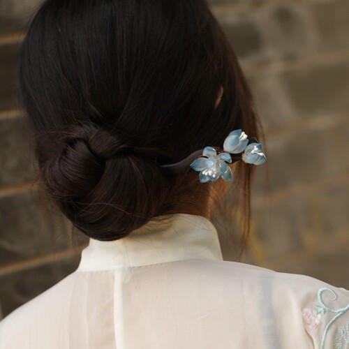 Blue Ancient Style Magnolia Hairpin, Simple Wood Hairpin Tray, Round Bun, National Style Summer High-End Design Hairpin for Women