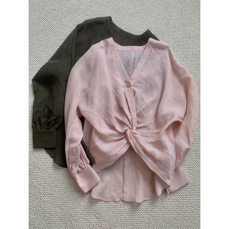 Recommended! Low-saturation pink V-neck twisted design ramie shirt for women, early spring casual and relaxed top