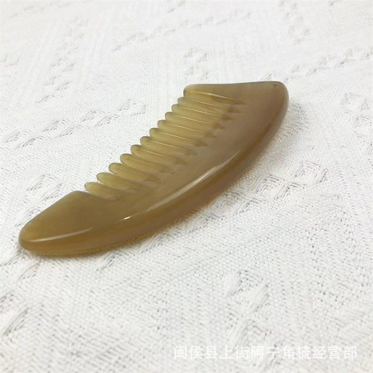Natural Goat Horn Massage Comb Triangle Gua Sha Scalp Comb for Head and Body Meridian Massage 10-15cm quality and texture