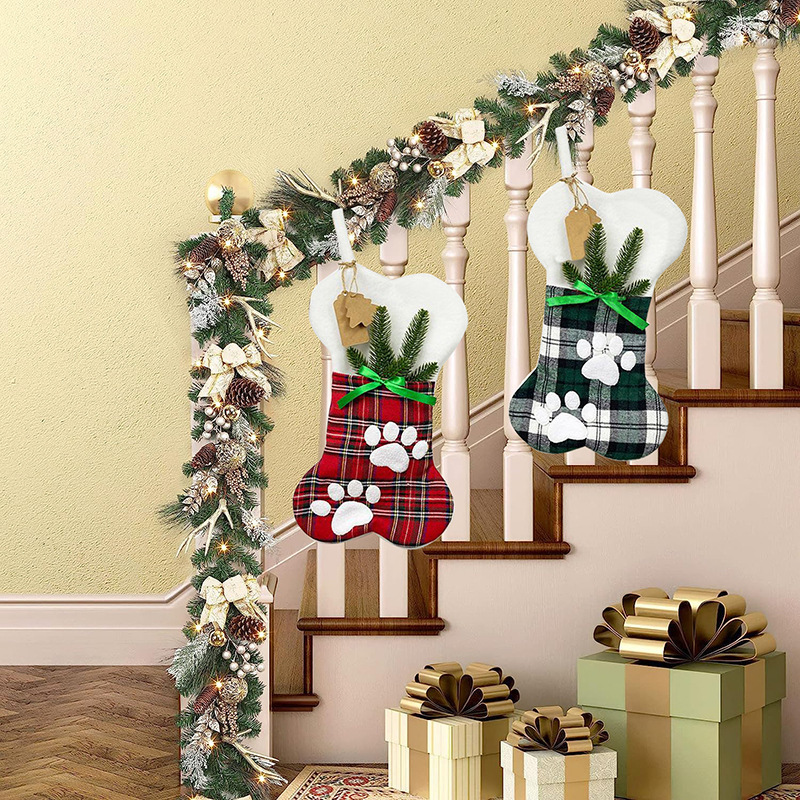 Nuevos calcetines de hueso de Navidad transfronterizos colgantes calcetines de Navidad bolsas de regalo de Navidad decoraciones de atmósfera de vacaciones bolsas de regalo