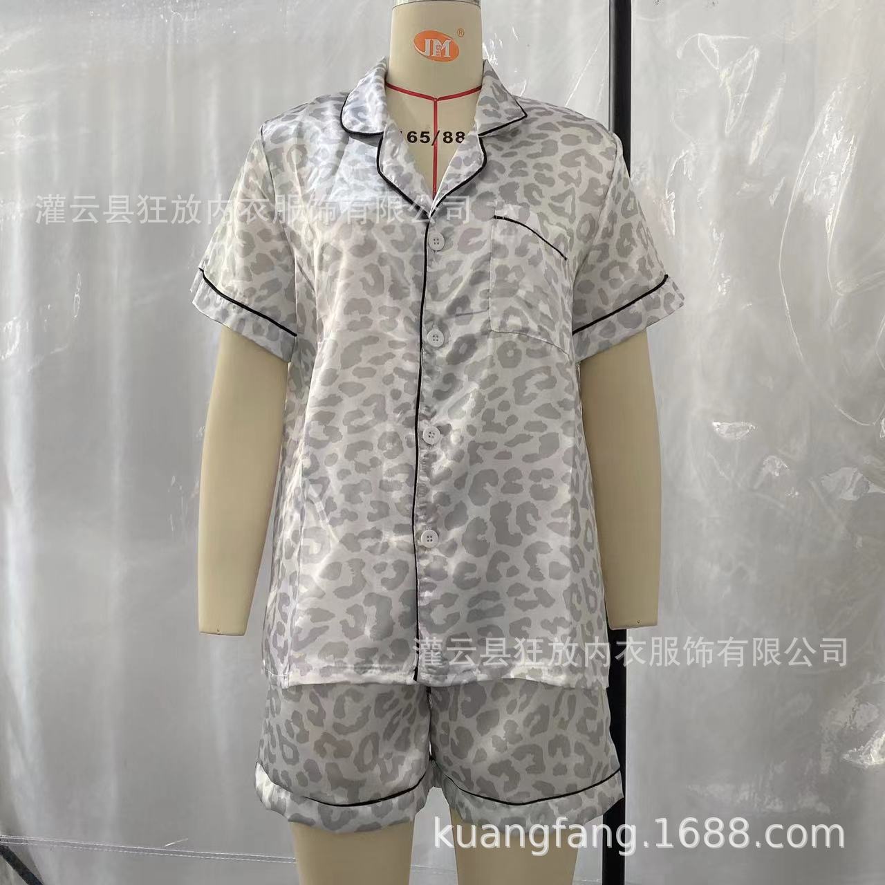 KF salvaje europeo y americano Comercio exterior de las mujeres Ropa para el hogar de manga corta pijamas de seda artificial de las mujeres de verano multicolor traje de estilo multi