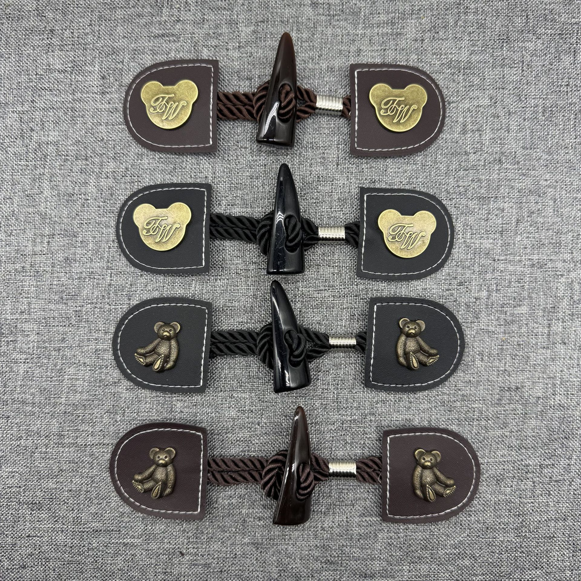 亚克力牛角小熊合金皮革对扣毛呢大衣风衣外套皮搭扣皮纽扣装饰扣
