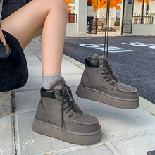 厚底大码雪地靴女冬款简约松糕底中跟圆头防滑保暖轻便时尚女短靴