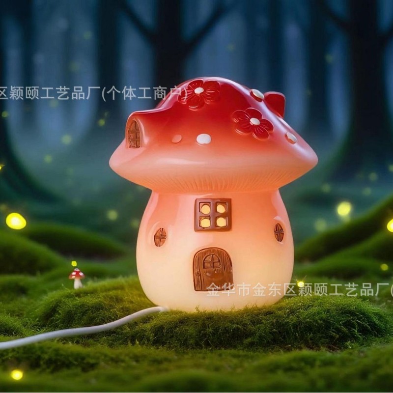 跨境新品圣诞可爱蘑菇屋LED小夜灯树脂工艺品创意跨境装饰摆件|undefined