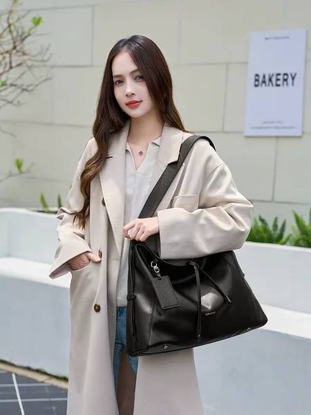 Cross-Border Wholesale New Simple Briefcase Business Casual Women's Office Bag Large Capacity Shoulder Computer Crossbody Bag