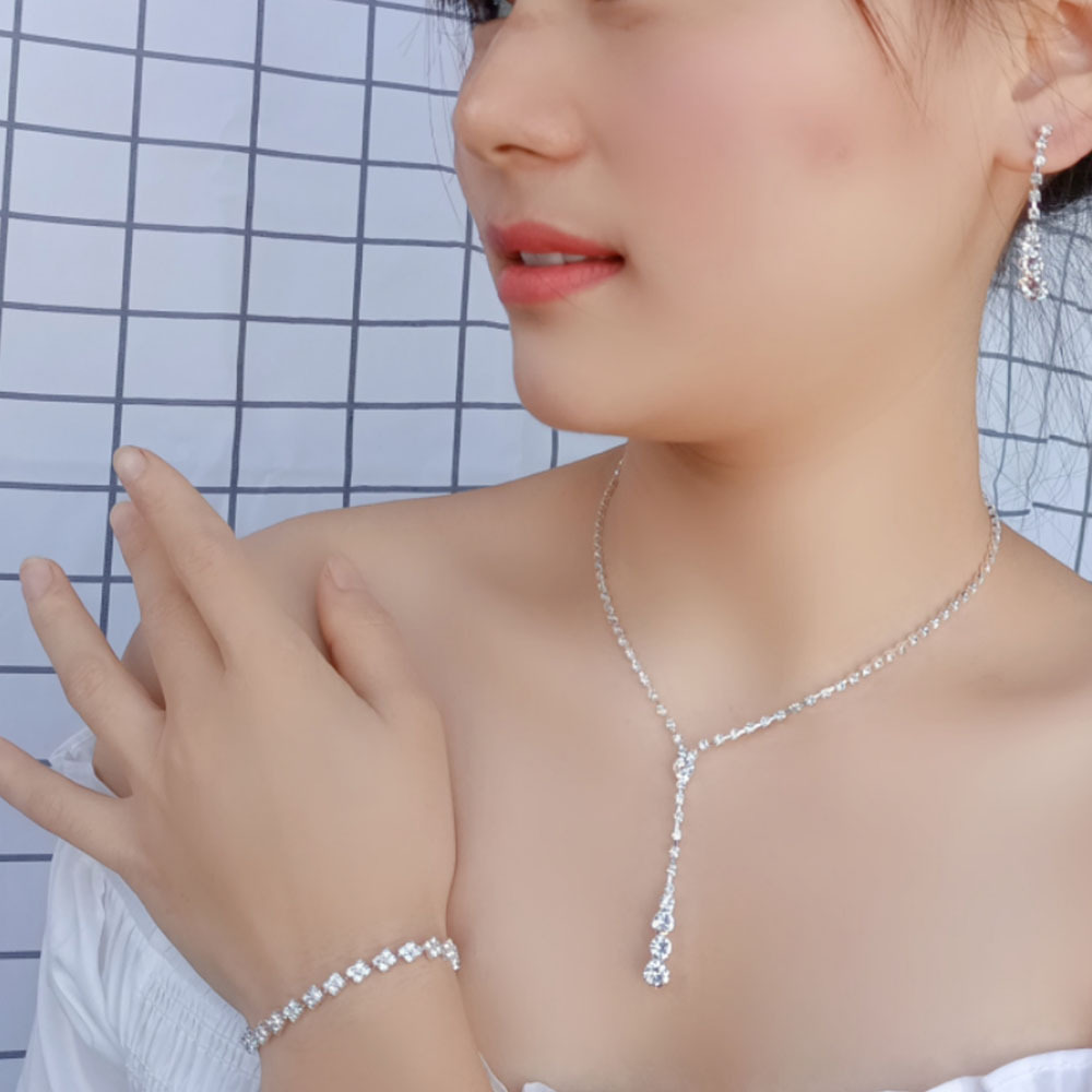 Joyería de comercio exterior al por mayor venta caliente moda europea y americana simple boda accesorios pendientes collar traje 446